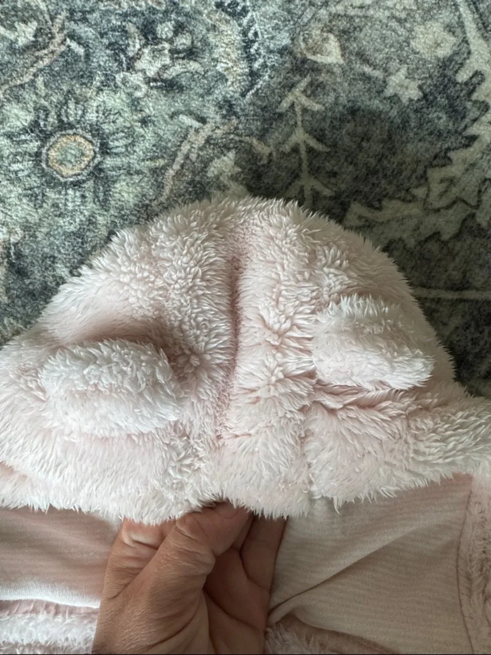 Carters hand me